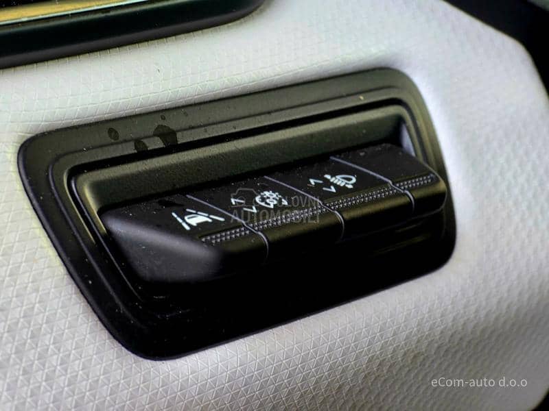 Renault Clio 1.0 SCE LIMITED