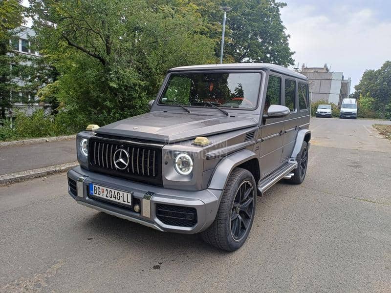 Mercedes Benz G 400 