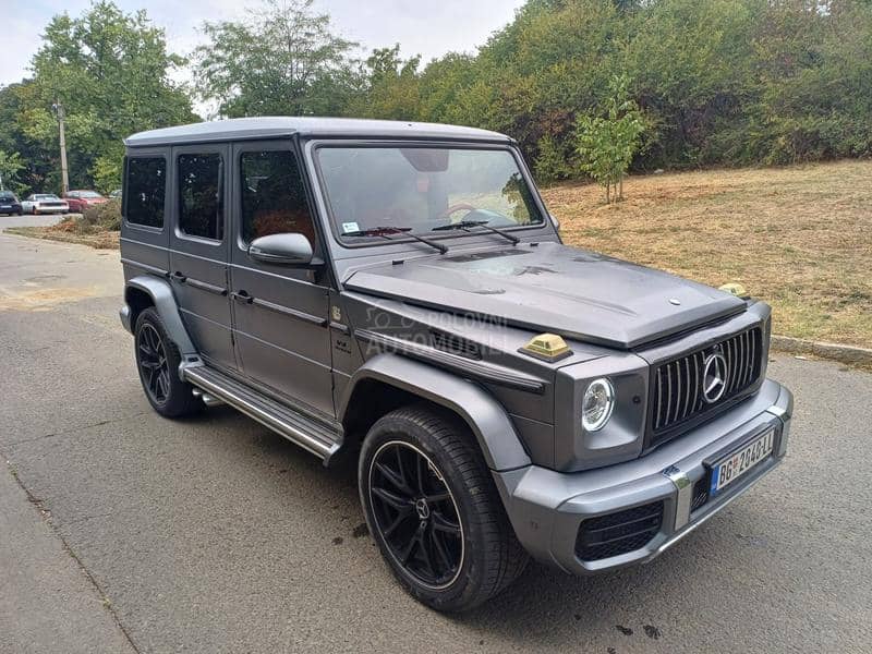 Mercedes Benz G 400 