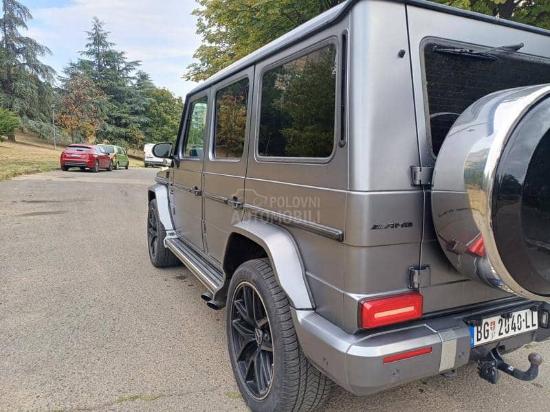 Mercedes Benz G 400 