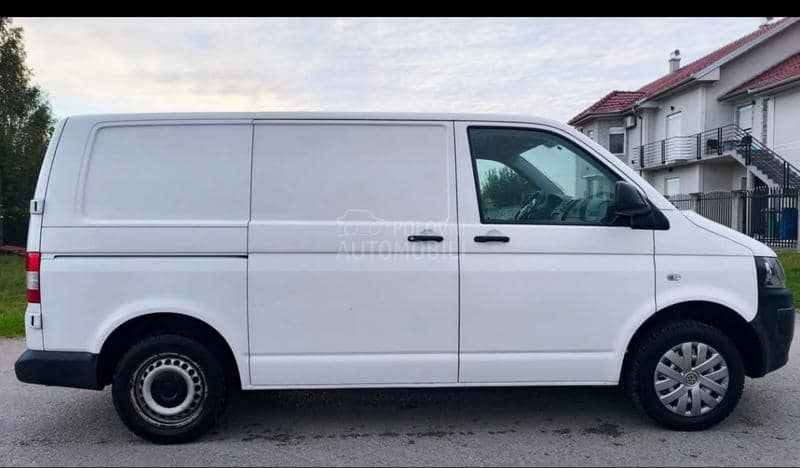 Volkswagen Transporter T5 2.0TDI