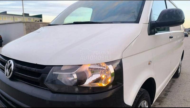 Volkswagen Transporter T5 2.0TDI