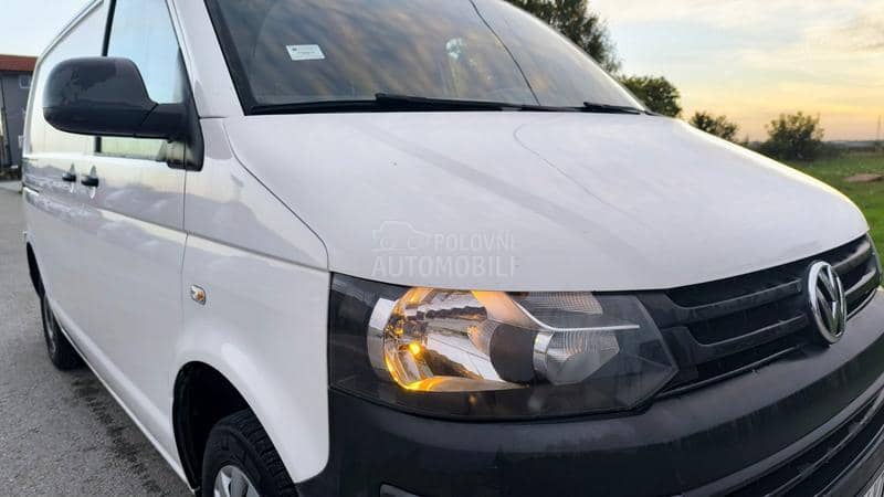 Volkswagen Transporter T5 2.0TDI