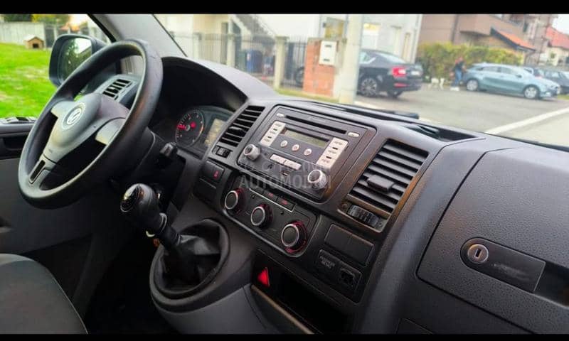 Volkswagen Transporter T5 2.0TDI