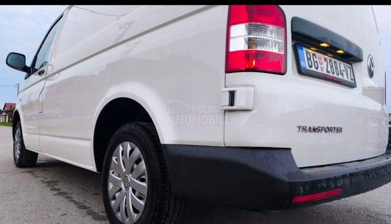 Volkswagen Transporter T5 2.0TDI