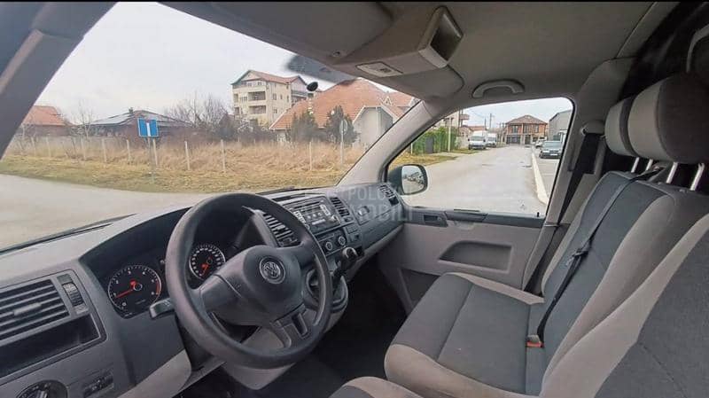 Volkswagen Transporter T5 2.0TDI