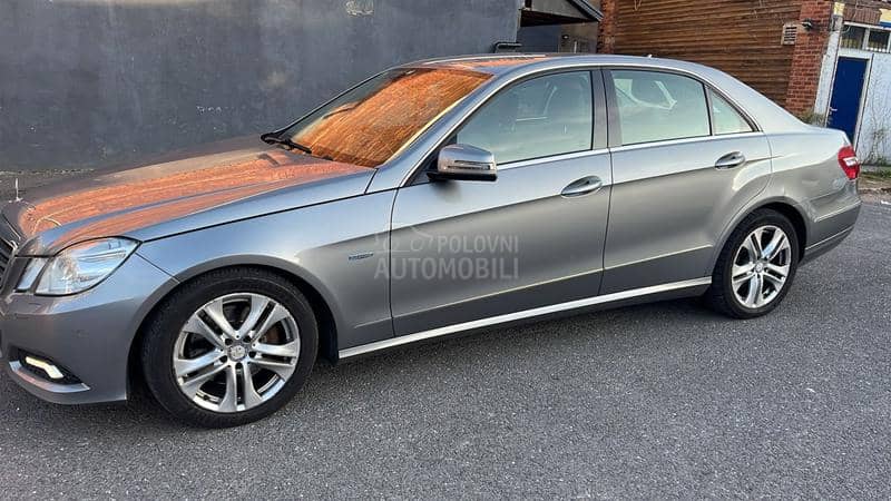 Mercedes Benz E 250 