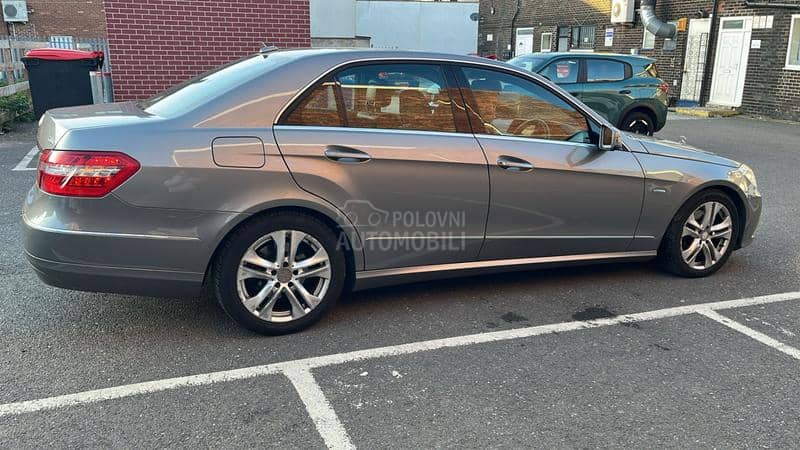 Mercedes Benz E 250 