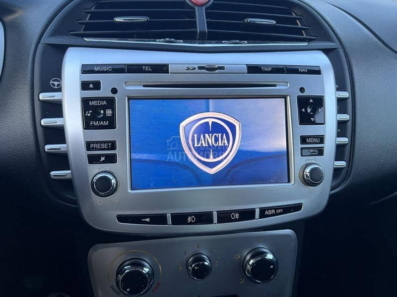 Lancia Delta 