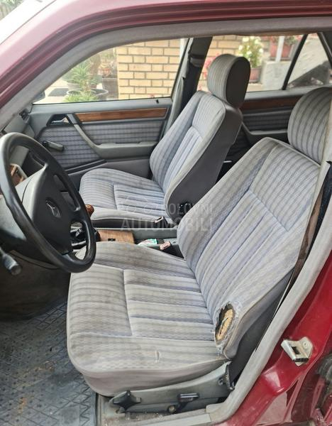 Mercedes Benz E 124 250d
