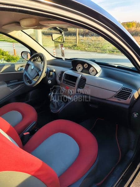 Lancia Ypsilon 1.2