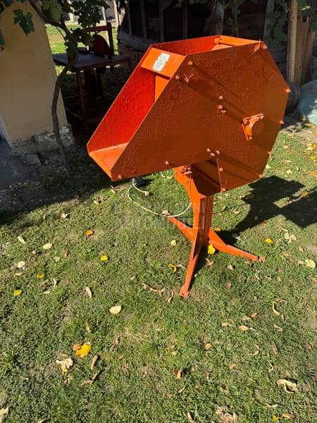 Sečka za kukuruzovinu