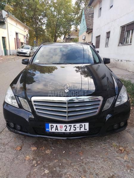Mercedes Benz E 220 CDI