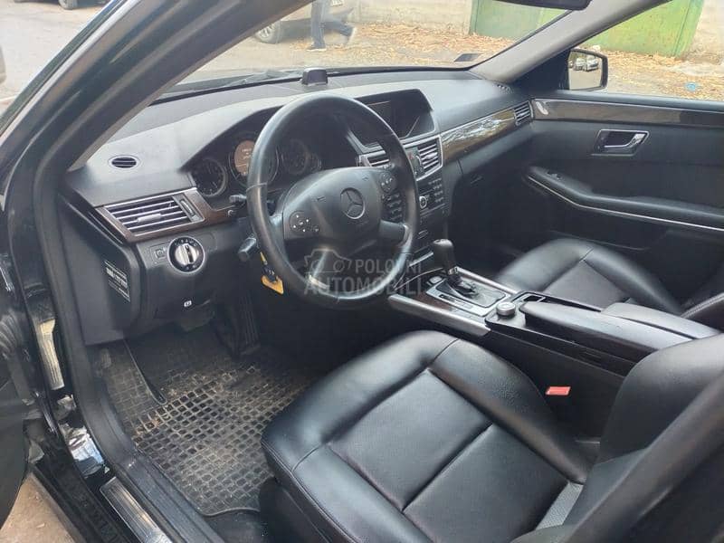Mercedes Benz E 220 CDI