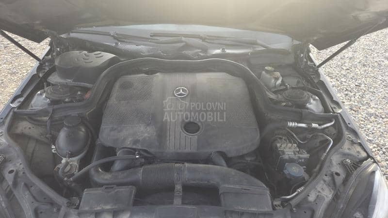 Mercedes Benz E 220 CDI