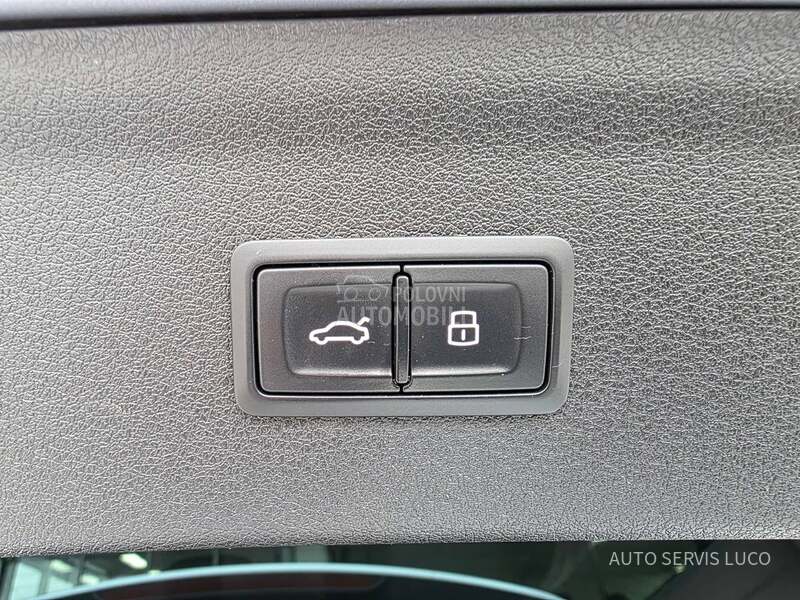 Audi Q3 2.0TDI S LINE/QUATRO