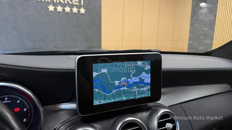 Mercedes Benz C 220 //AMG//PANO//NOV Mercedes Benz C 220 //AMG//PANO//NOV
