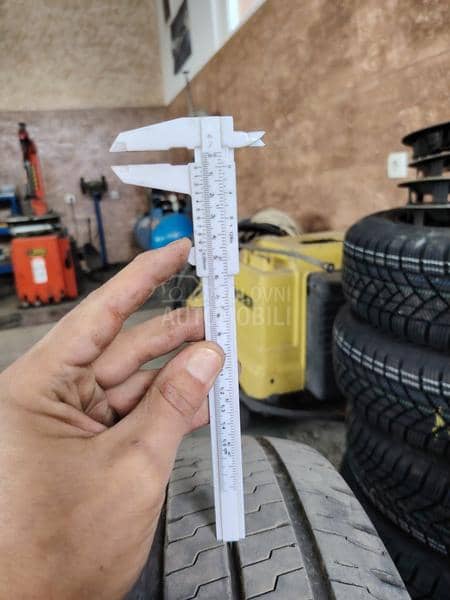 Continental 215/70 R15 Letnja