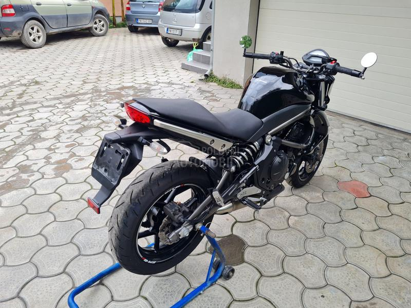 Kawasaki ER6N