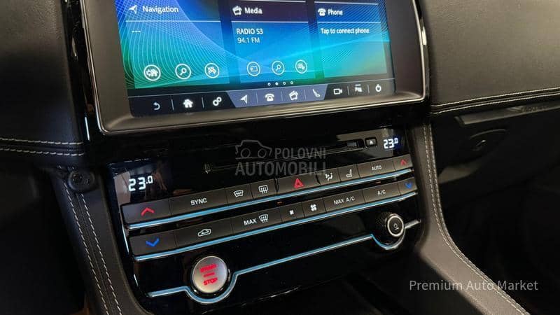 Jaguar F pace /2.0D/R-SPORT/SALON