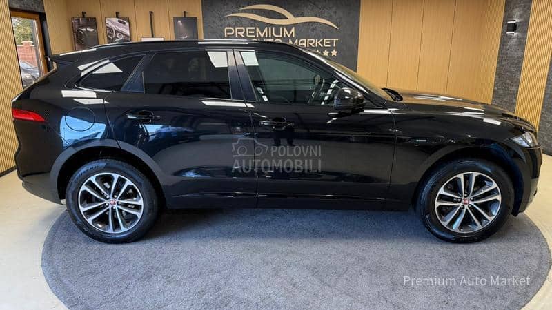 Jaguar F pace /2.0D/R-SPORT/SALON