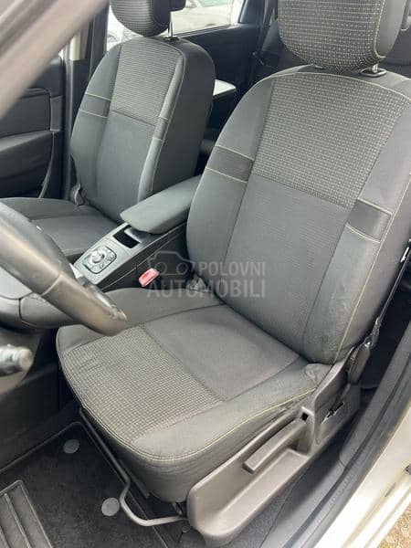 Renault Grand Scenic 1.5 dci 7 sed Renault Grand Scenic 1.5 dci 7 sed