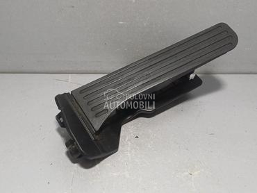 PAPUCICA GASA za Volkswagen Passat CC