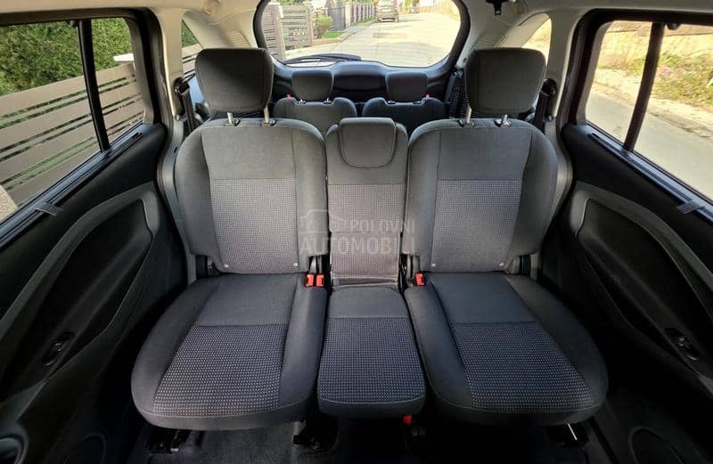 Ford Grand C-Max 1.6 SCTi, Titanium