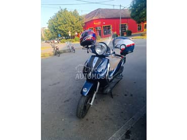 Piaggio Bevery