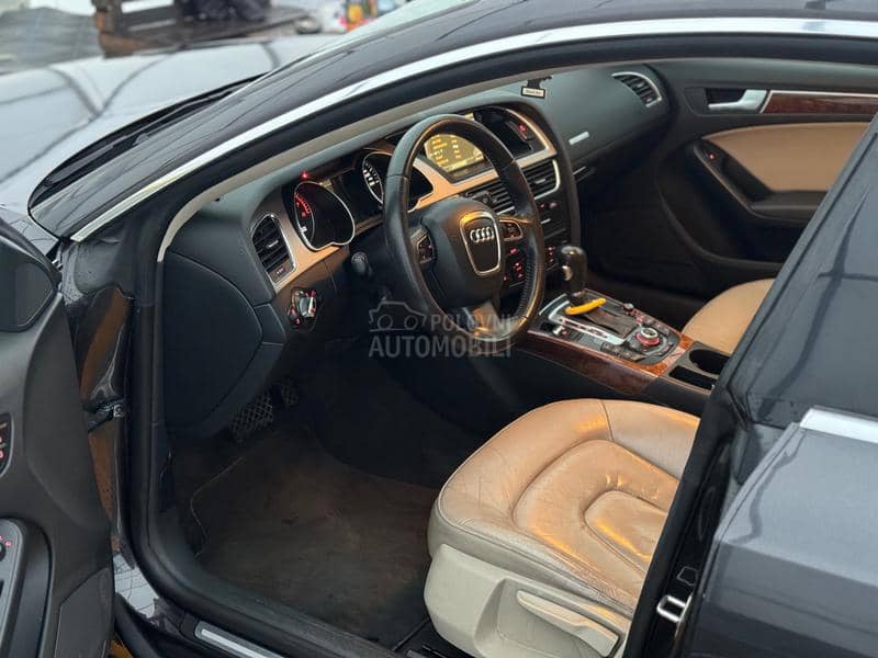 Audi A5 EXCLUSIVE/CH/T O P Audi A5 EXCLUSIVE/CH/T O P