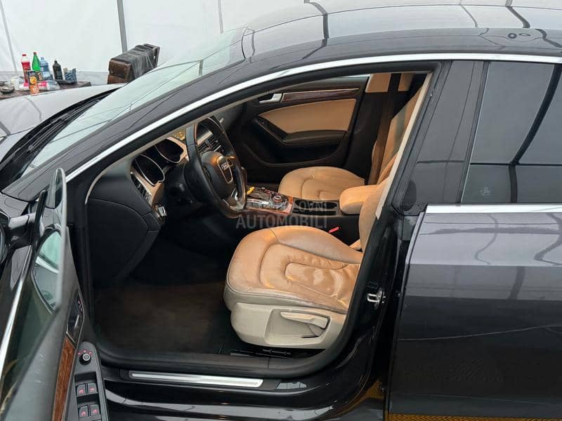 Audi A5 EXCLUSIVE/CH/T O P Audi A5 EXCLUSIVE/CH/T O P