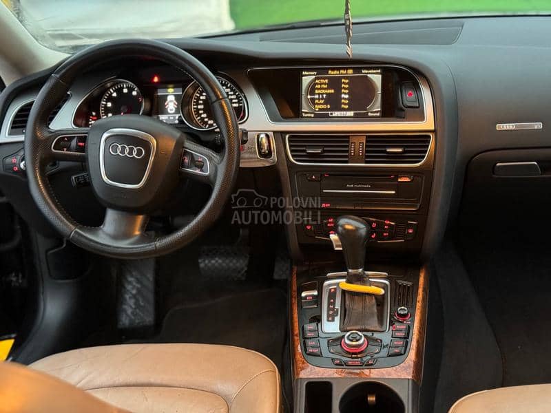 Audi A5 EXCLUSIVE/CH/T O P Audi A5 EXCLUSIVE/CH/T O P