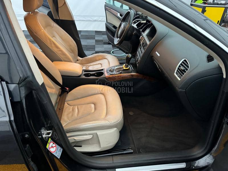 Audi A5 EXCLUSIVE/CH/T O P Audi A5 EXCLUSIVE/CH/T O P