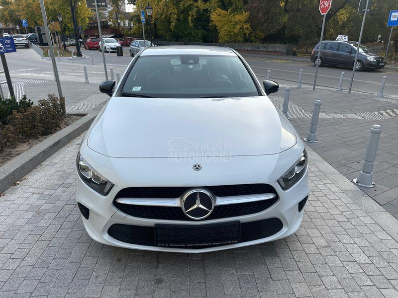 Mercedes Benz A 180 180d