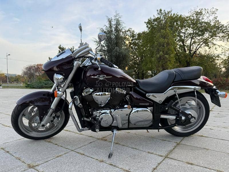 Suzuki Intruder