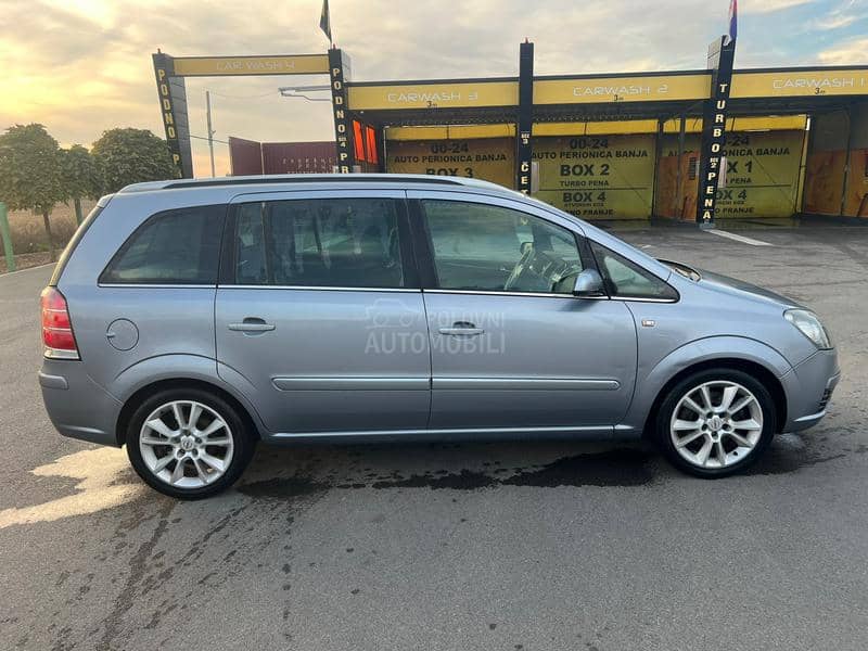 Opel Zafira 1.9 cdti cosmo