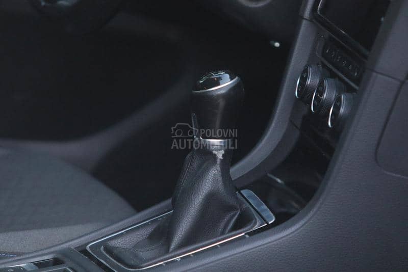 Volkswagen Golf 7 1.6HDI