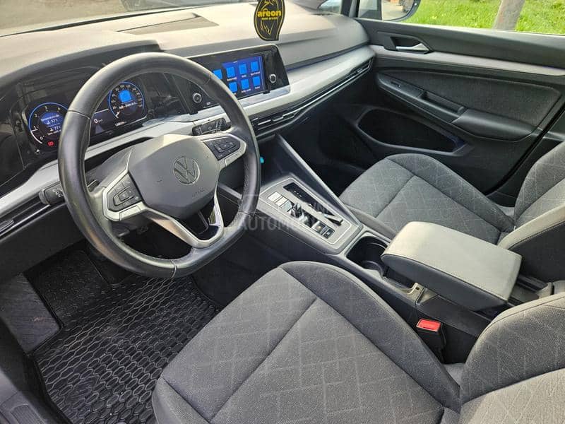 Volkswagen Golf 8 2.0 TDI DSG Volkswagen Golf 8 2.0 TDI DSG