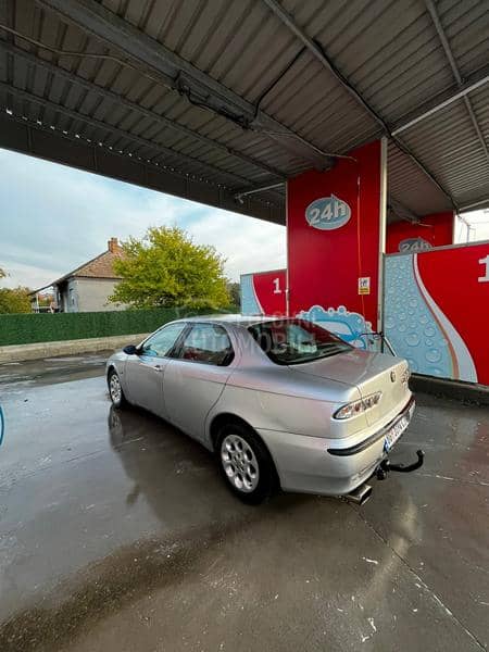 Alfa Romeo 156 