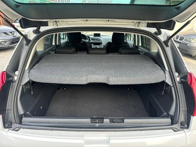 Peugeot 3008 1.6hdi Pano A/M