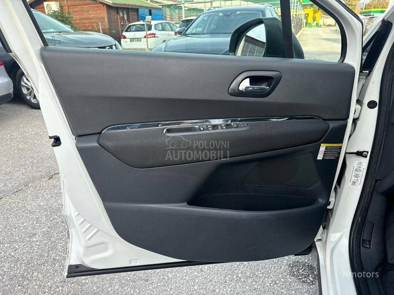 Peugeot 3008 1.6hdi Pano A/M