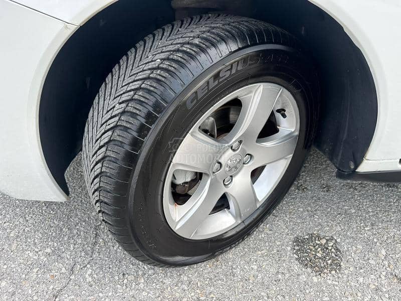 Peugeot 3008 1.6hdi Pano A/M