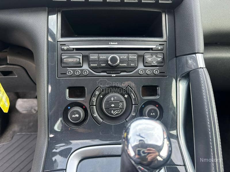 Peugeot 3008 1.6hdi Pano A/M