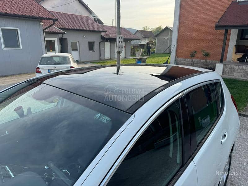 Peugeot 3008 1.6hdi Pano A/M