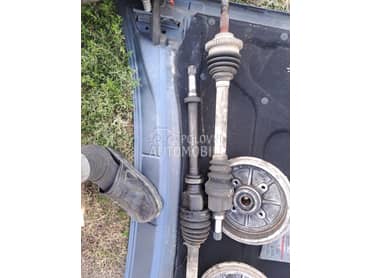 poluosovina leva desna za Peugeot 206