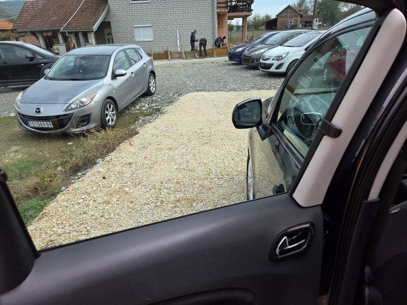 Citroen C3 Picasso 1.6eHDI CH NOV