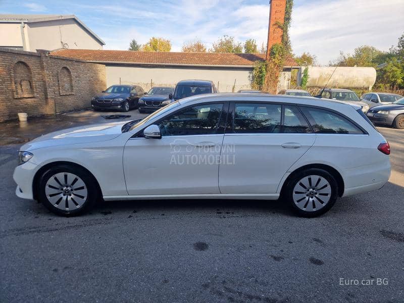 Mercedes Benz E 220 A K C I J A