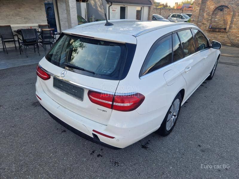 Mercedes Benz E 220 A K C I J A