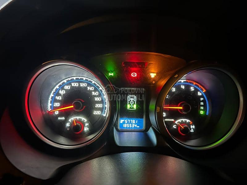 Mitsubishi Pajero N1