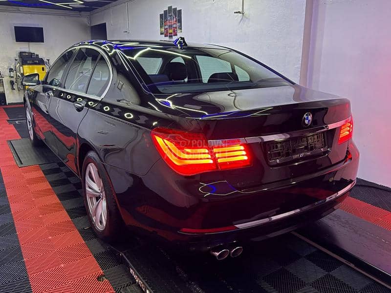 BMW 730 S a l o n BMW 730 S a l o n